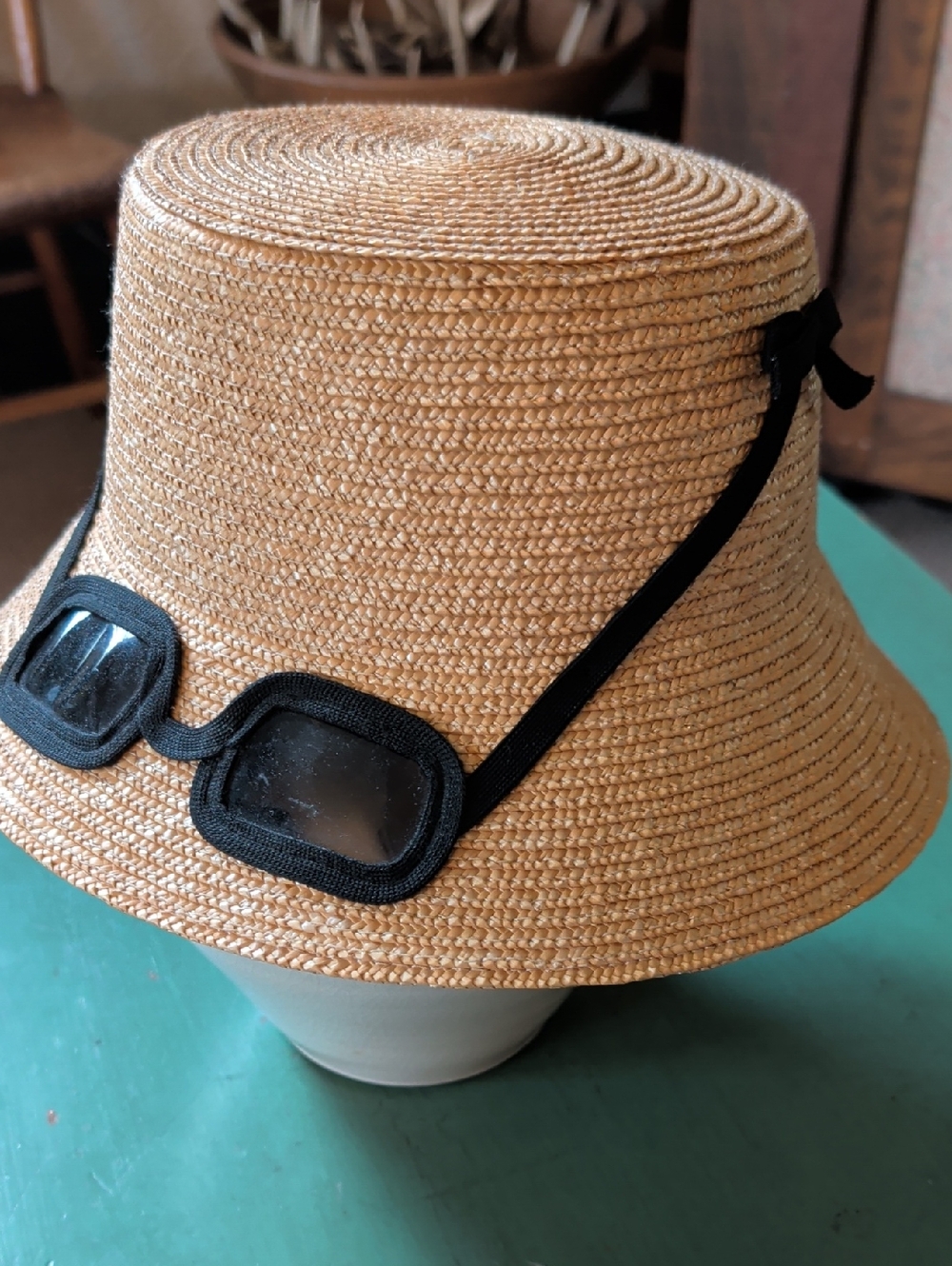 Kate Spade Sunglasses Straw Hat Bucket Summer Beach Tan Hat Black Glasses Iconic - Picture 3 of 16